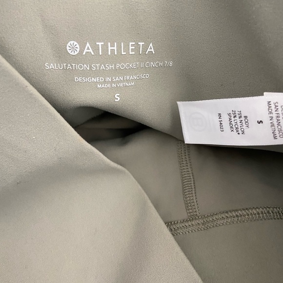 Athleta Salutation Stash Pocket II Cinch 7/8 Tight size S - Picture 13 of 14